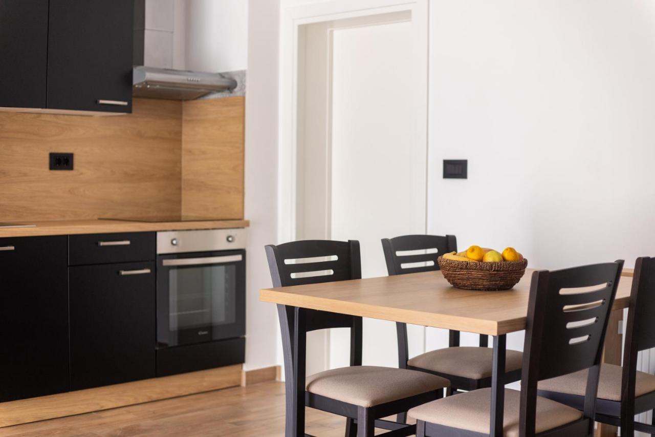 Apartments & Rooms Stella Adriatica Murter Exterior foto
