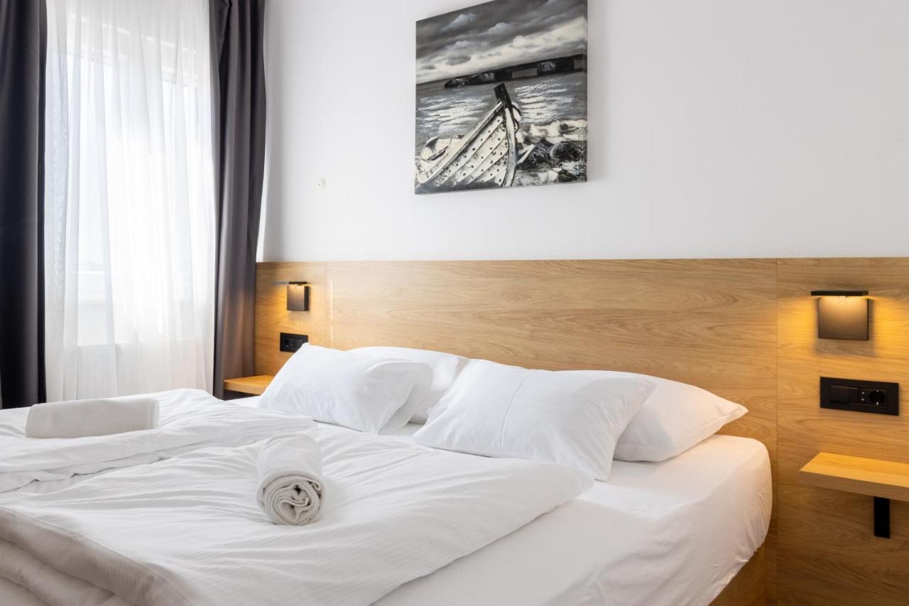 Apartments & Rooms Stella Adriatica Murter Exterior foto