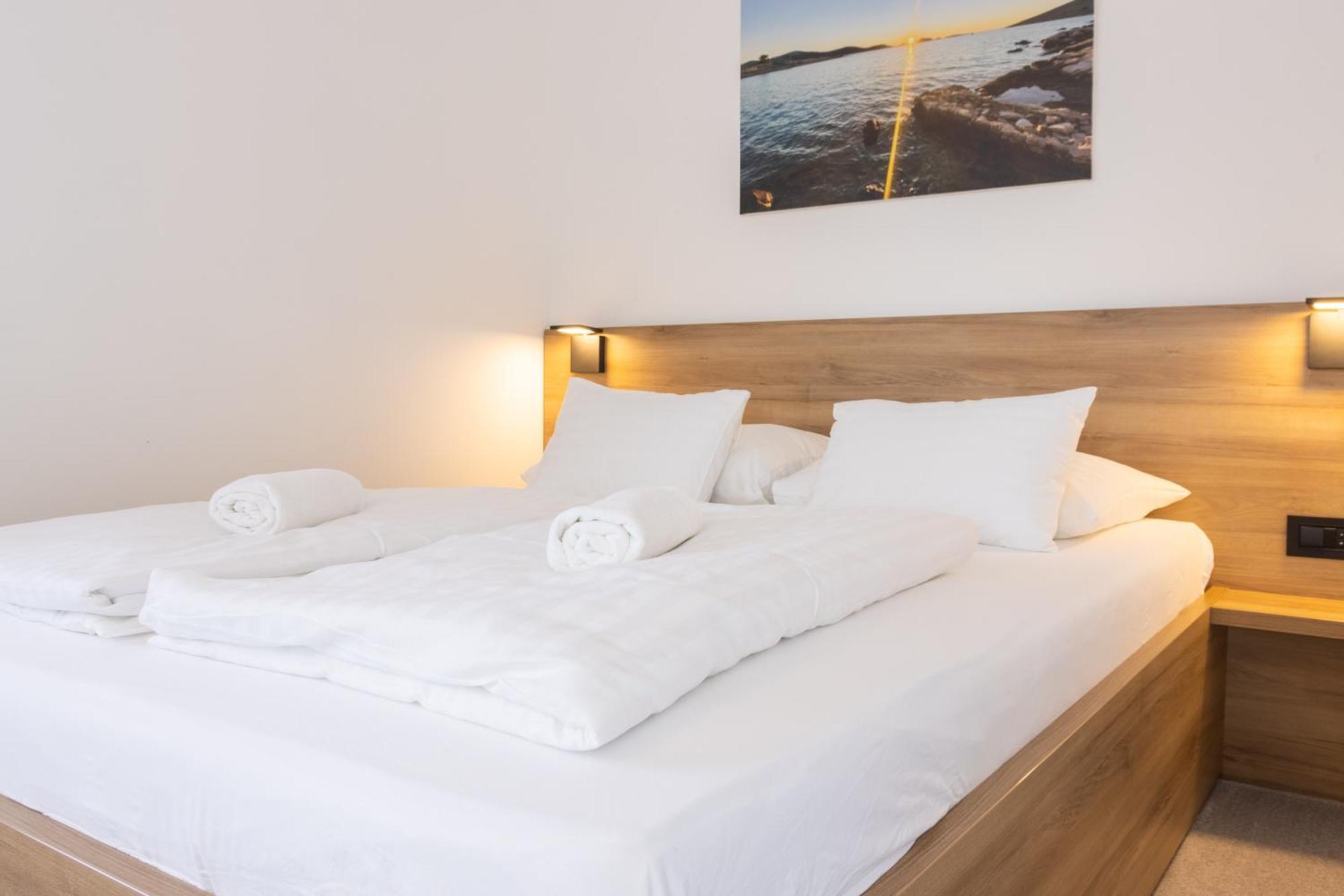 Apartments & Rooms Stella Adriatica Murter Exterior foto