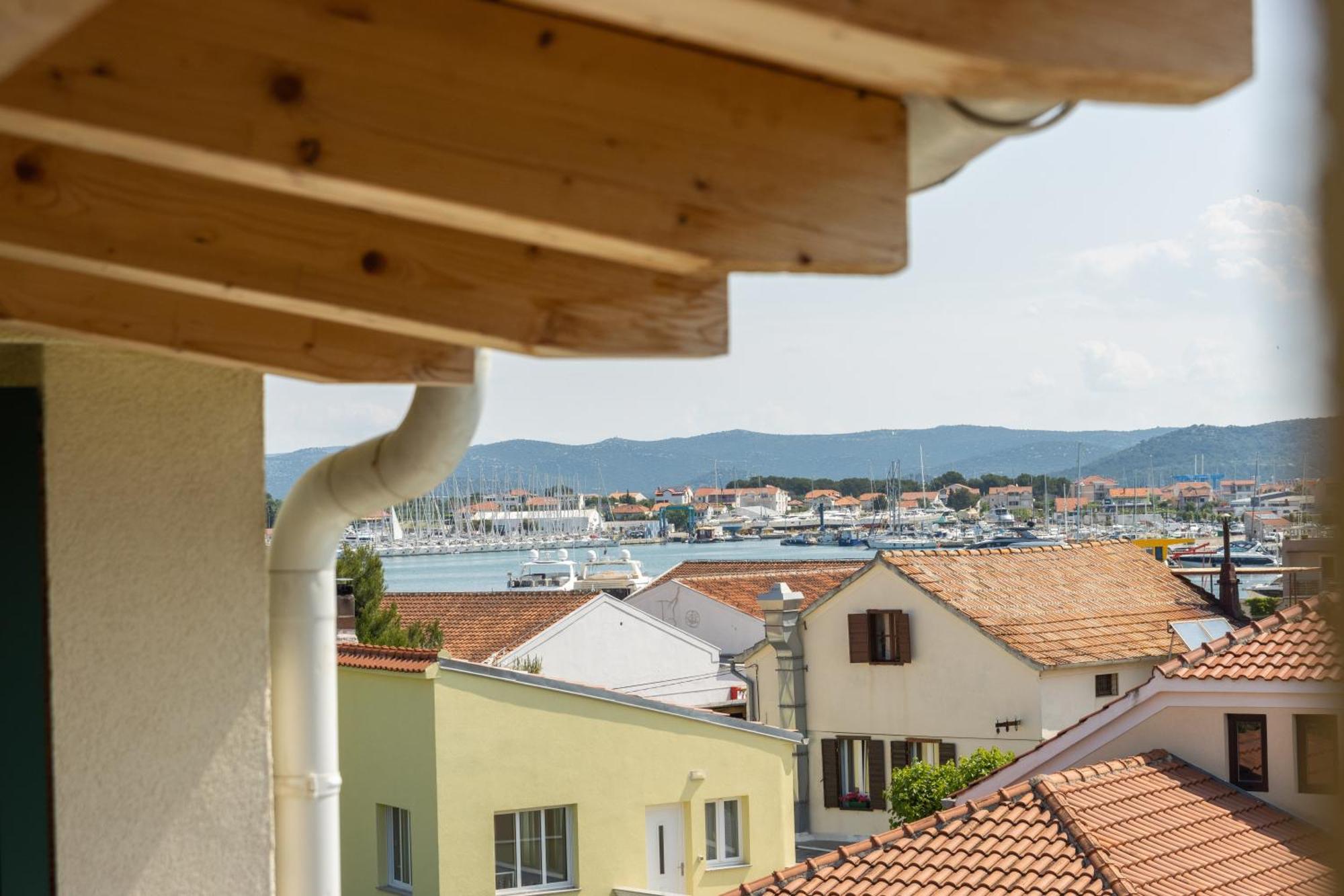 Apartments & Rooms Stella Adriatica Murter Exterior foto